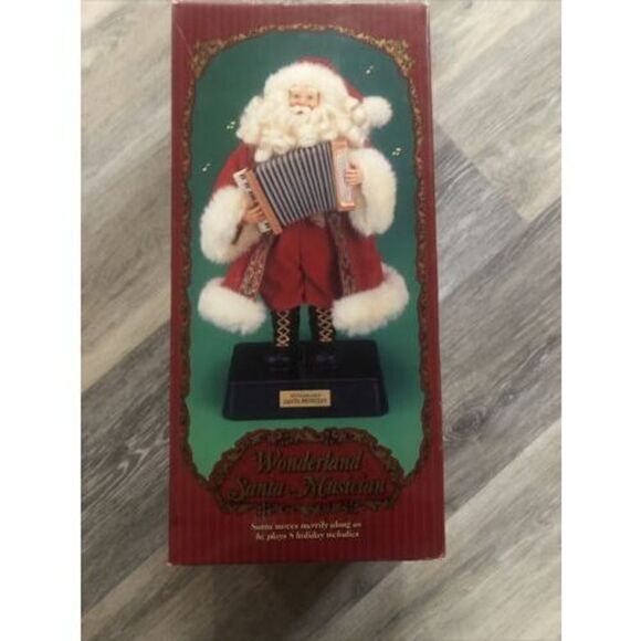 1999 Christmas Fantasy Wonderland Santa Musician Accordion Plays Music Animated - Picture 1 of 16